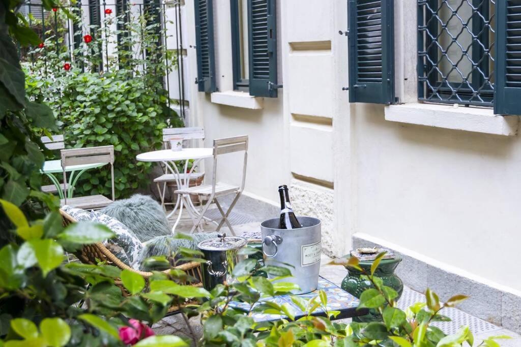Luxury Bohemian Suite With Private Garden In Milano Esterno foto