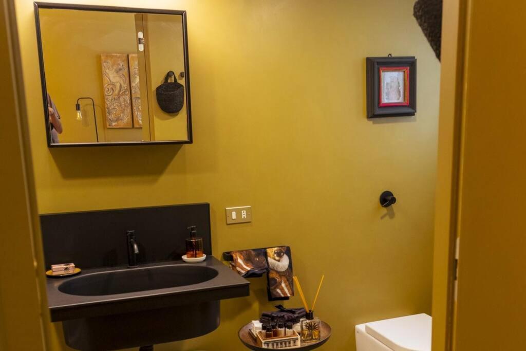 Luxury Bohemian Suite With Private Garden In Milano Esterno foto