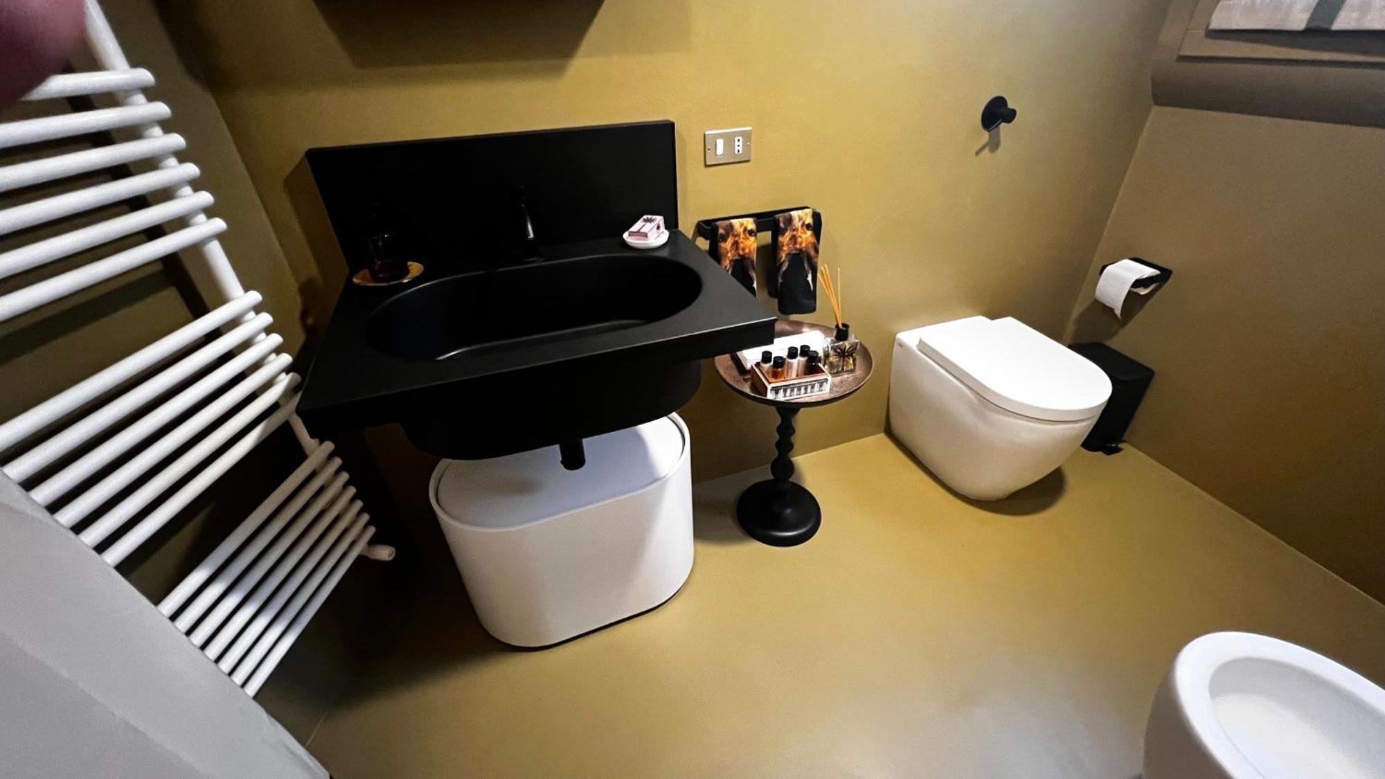 Luxury Bohemian Suite With Private Garden In Milano Esterno foto